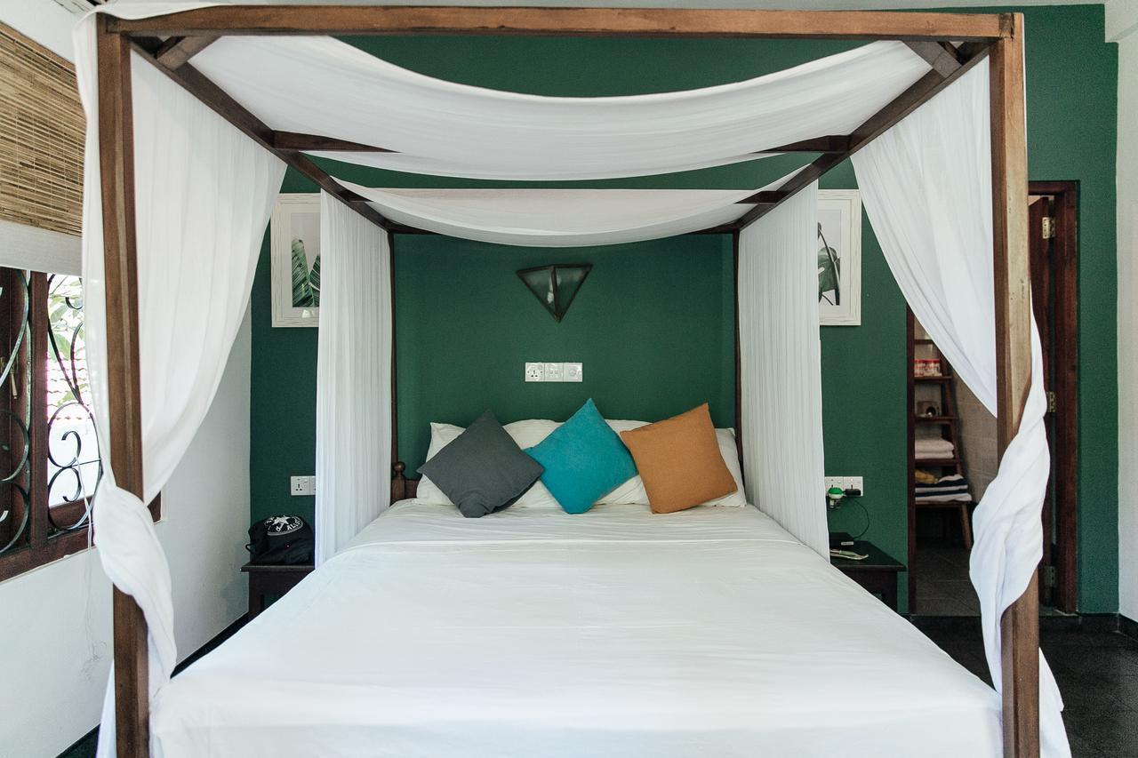أونا واتونا Bedspace المظهر الخارجي الصورة